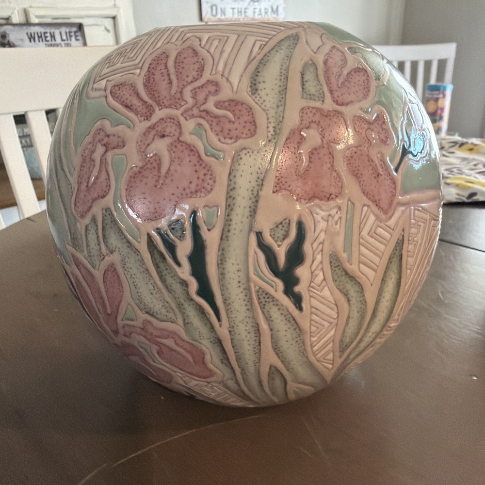 Vtg Terri Roese‎ for Toyo Asian Floral Pattern Vase Pink Gray Ceramic Ginger Pot